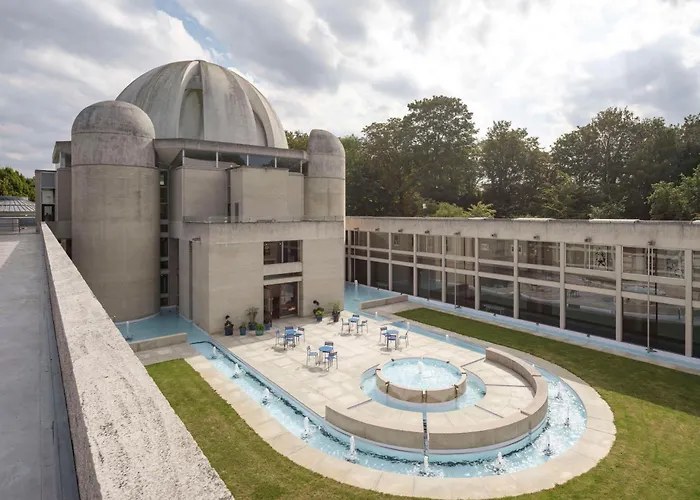 Murray Edwards College, Cambridge