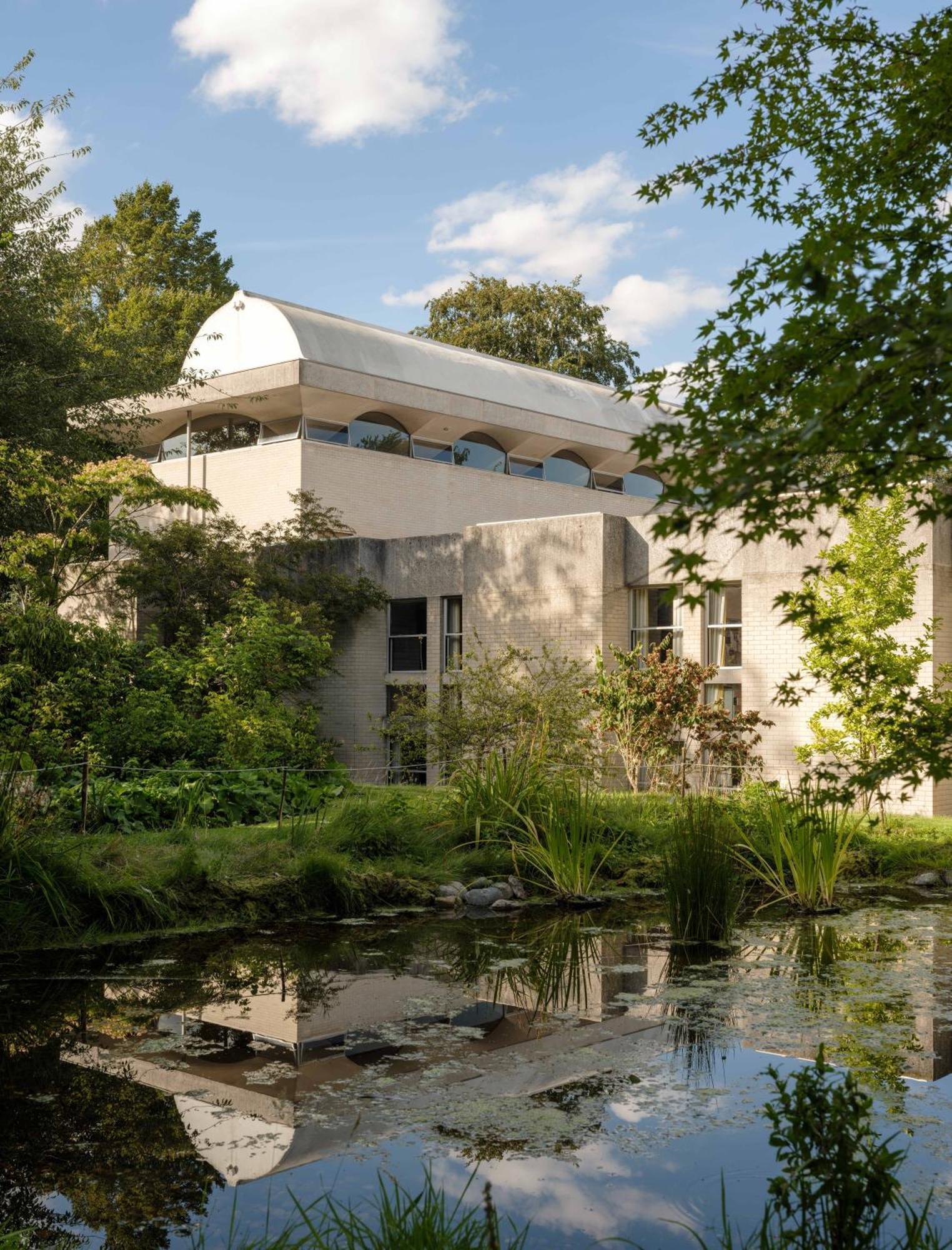 Apartment Murray Edwards College, *
